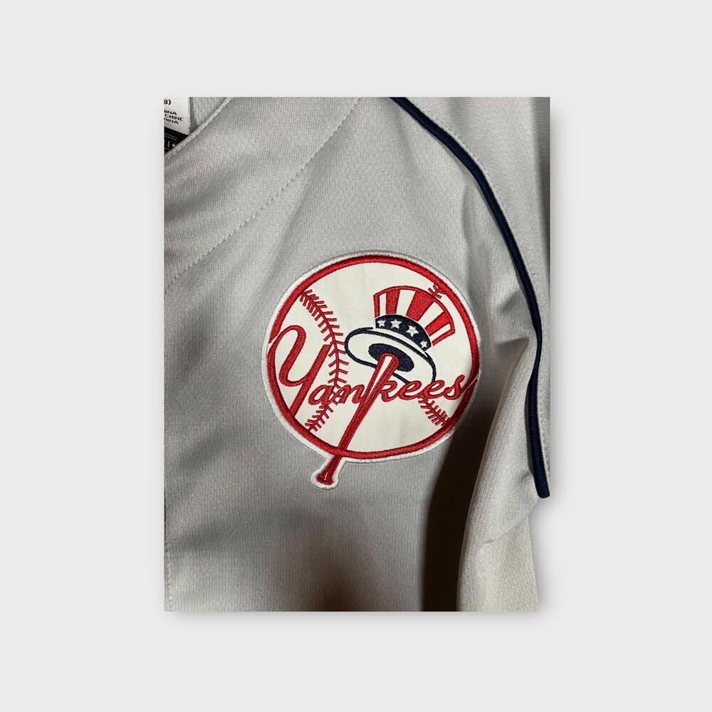Nike MLB New York Yankees Jersey Shirt YOUTH Large 16/18 Button Gray - Picture 5 of 8